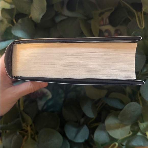 Powerless by Lauren Roberts - Picture 4 of 6